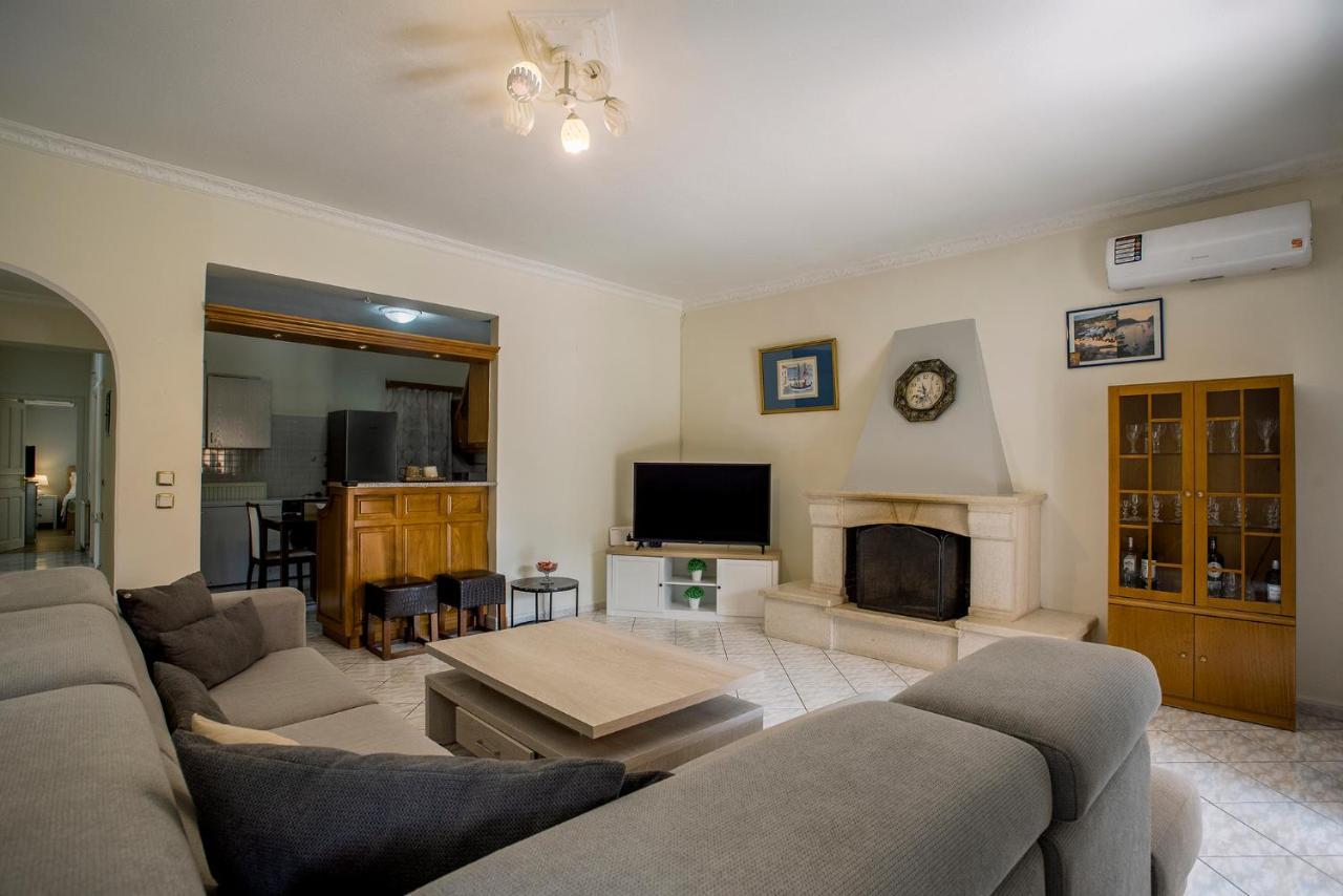 Apartment Anastasios Gazatika